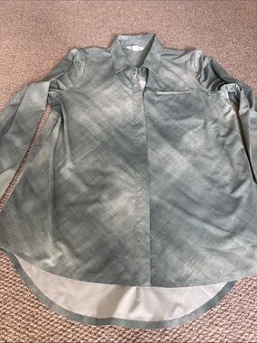 Athleta women's Button-Down Shirt in Sage Green feathered plaid